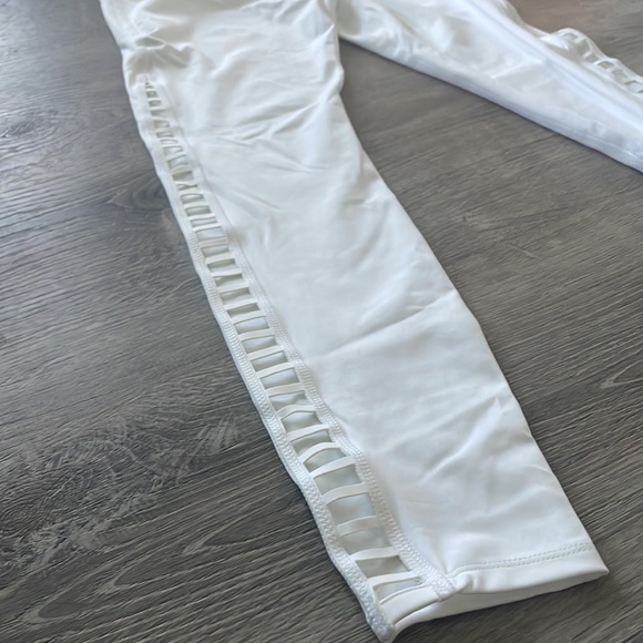 Nike | Sculpt Hyper Tight Fit - Picture 6 of 7